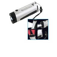 Linterna LED 4-en-1
CÓDIGO: CCT14
Linterna LED 4-en-1. Incluye Linterna 1 LED + Lámpara 8 LED + Estroboscópica roja de emergencia + Mini-Brújula en huincha negra removible para transportar.
• Tamaño: 12.2 x 4.7 x 2 cm.
• Colores: Negro & Plata (40).
• Pilas: 4 pilas AAA (no incluidas).
• Impresión en: Serigrafía 