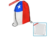 Mochila Flag
CÓDIGO: CCD58 	
Mochila "Flag" de poliéster 210D/PU, tipo Morral. Incluye gráfica de Bandera chilena por el anverso y por el reverso es 100% blanca, ideal para impresión de logo.
• Tamaño: 34 x 44 cm.
Impresión en: Sublimación full color.